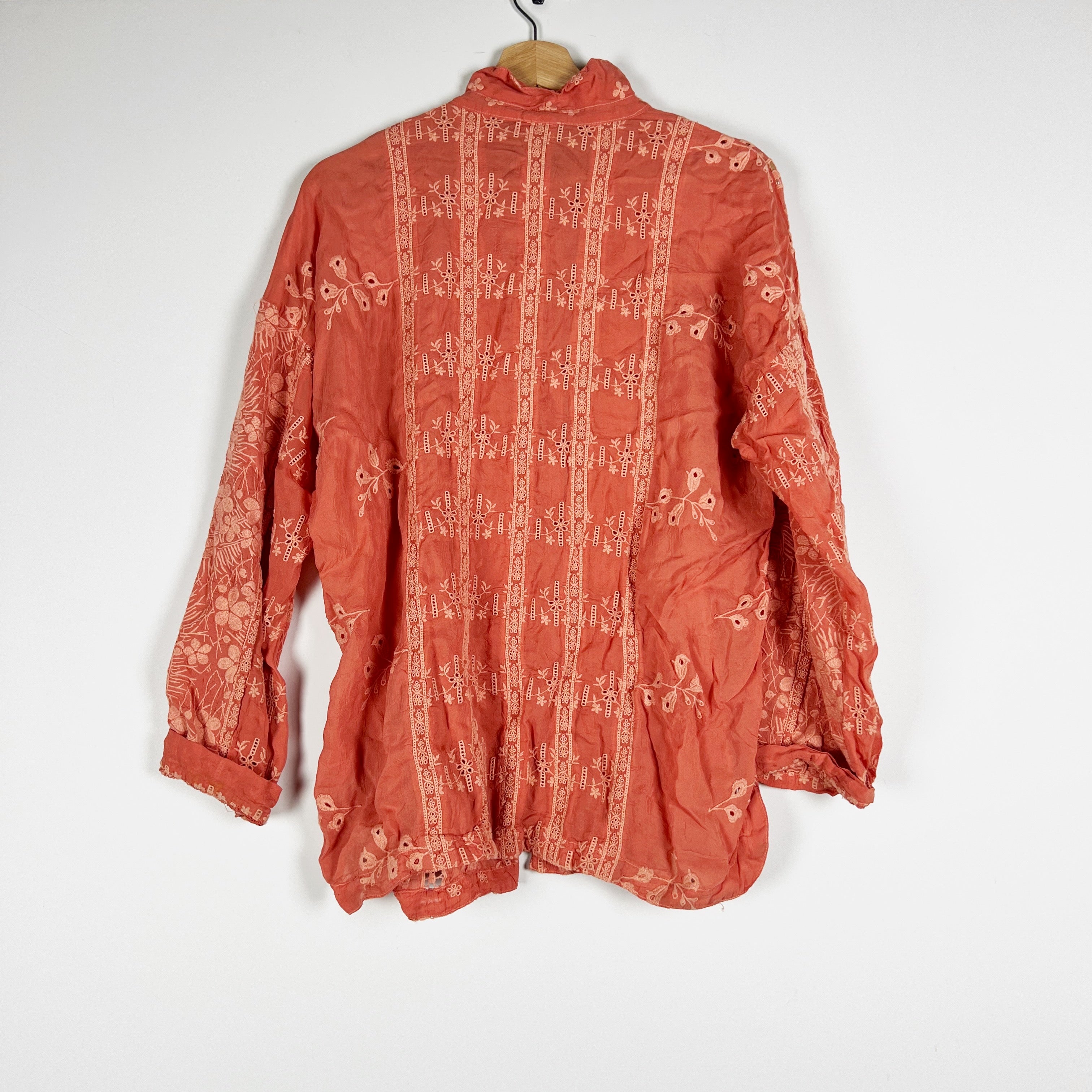 Johnny Was Blossom Rosie Cupra Rayon Eyelet Lace Button Down Blouse Shirt Top M