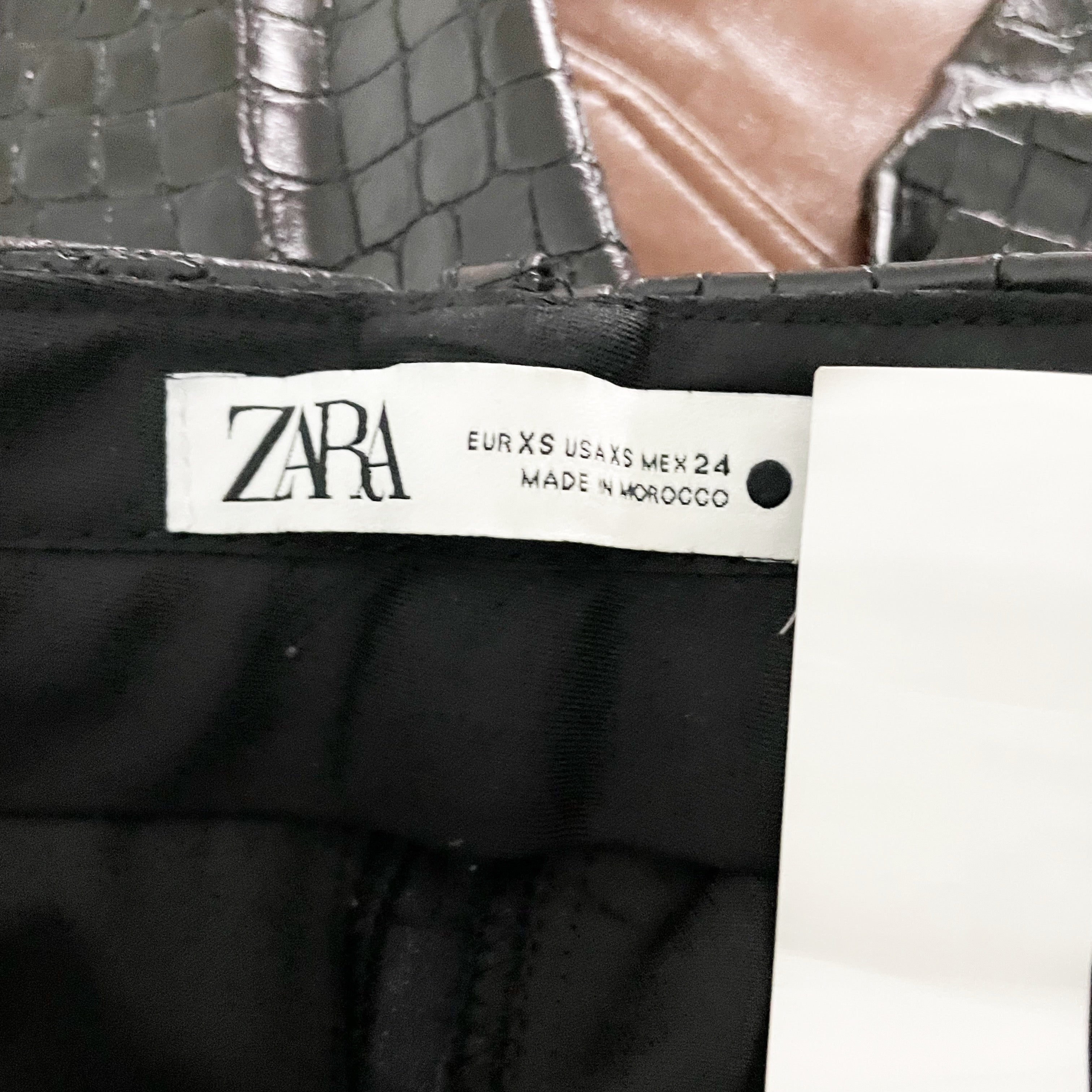 Zara Faux Vegan Leather Croc Embossed Mid Rise Straight Leg Trouser Pants Black