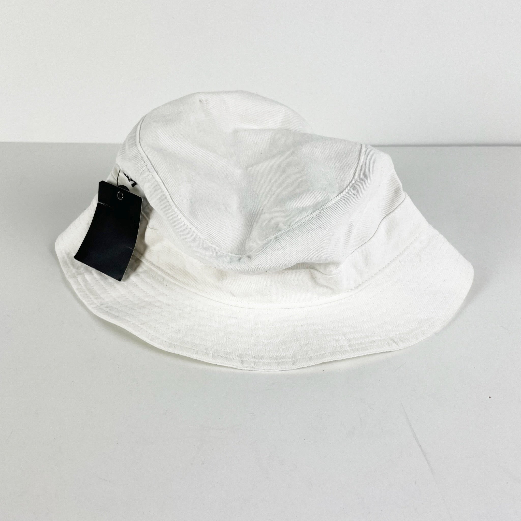 NEW 47 Brand Chicago Blackhawks NHL Logo Patch Embroidered Bucket Hat White OS