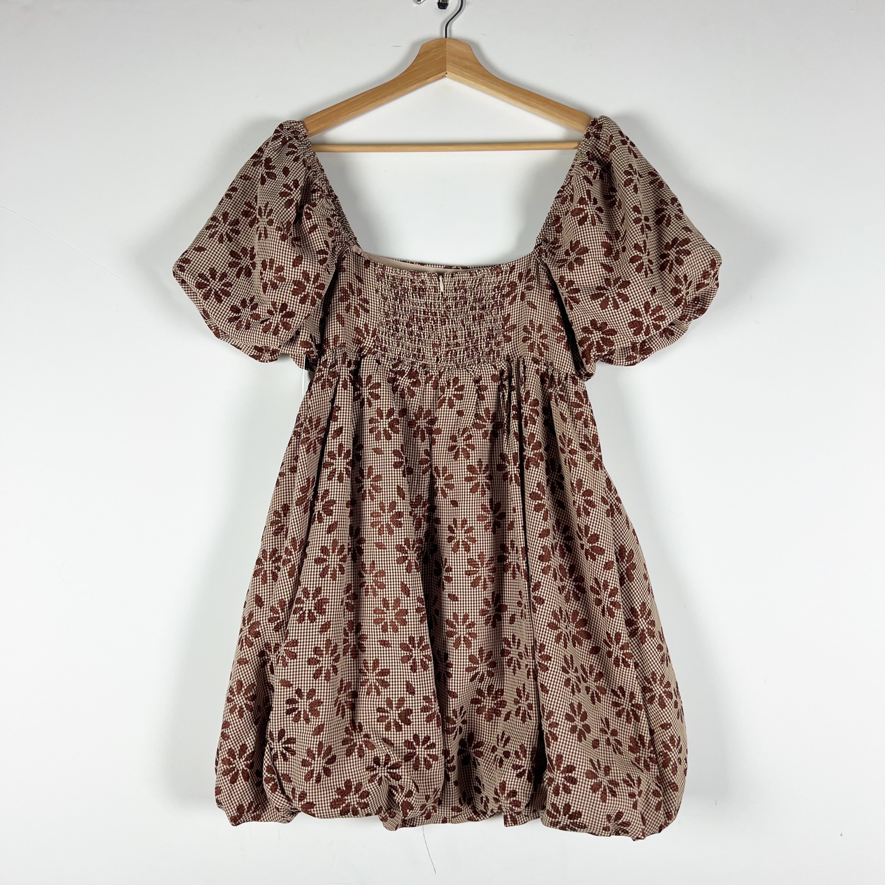 NEW Storia Short Puff Sleeve Square Neck Floral Daisy Bubble Hem Mini Dress M