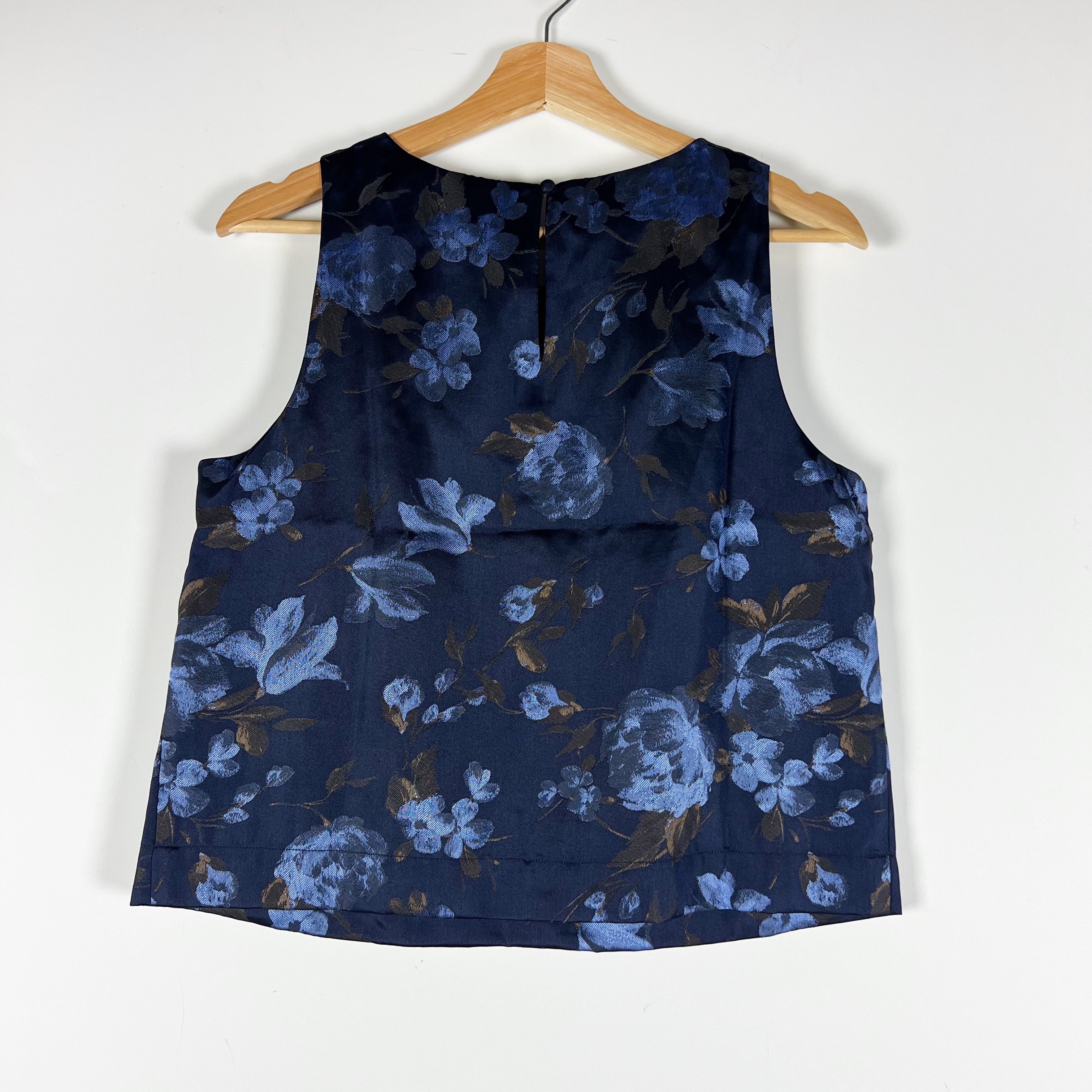 NEW Anthropologie Satin Jacquard Floral Flower Sleeveless Tank Top Navy Blue S
