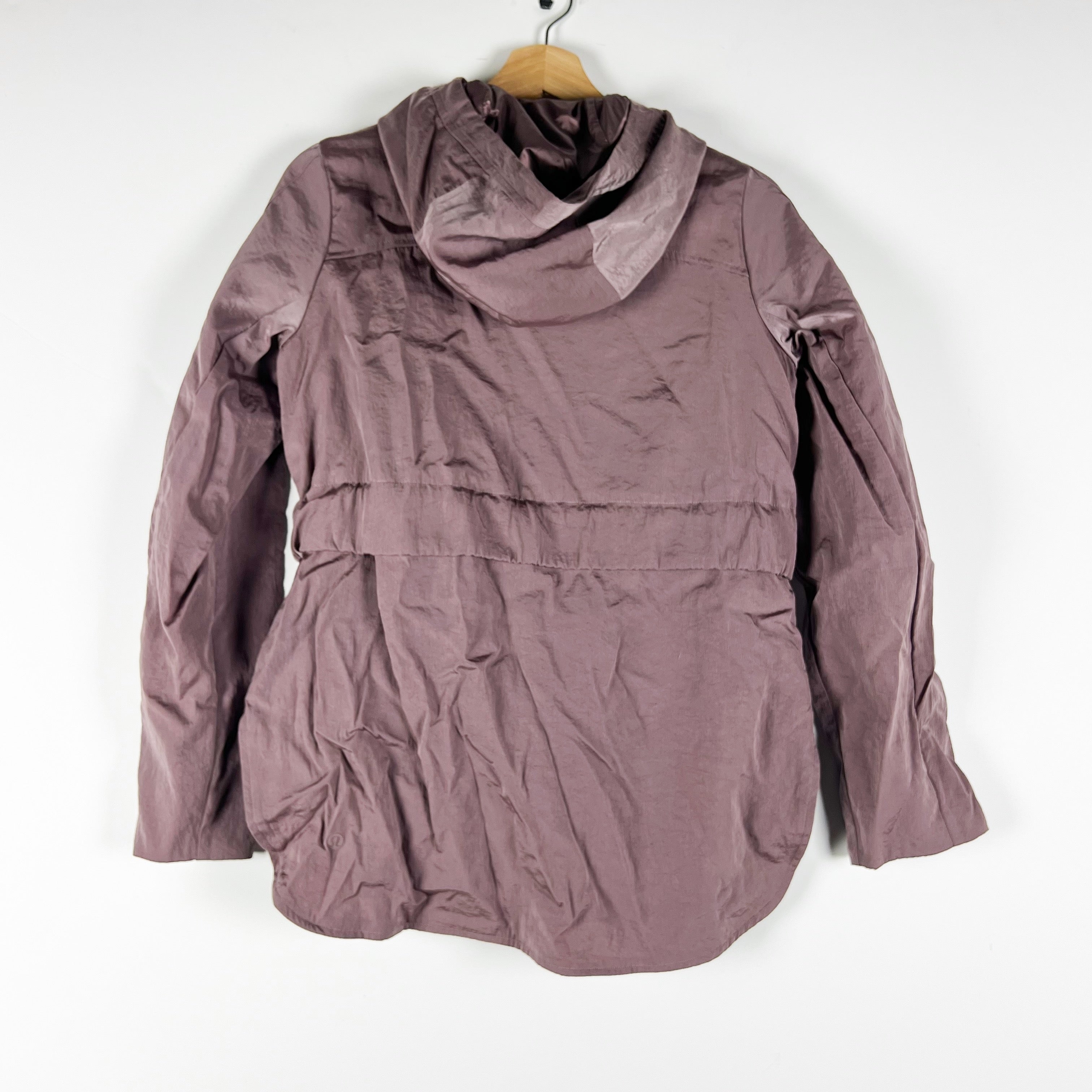 Lululemon Women's New Moves Water Resistant Rain Jacket Belted Misty Mocha 2