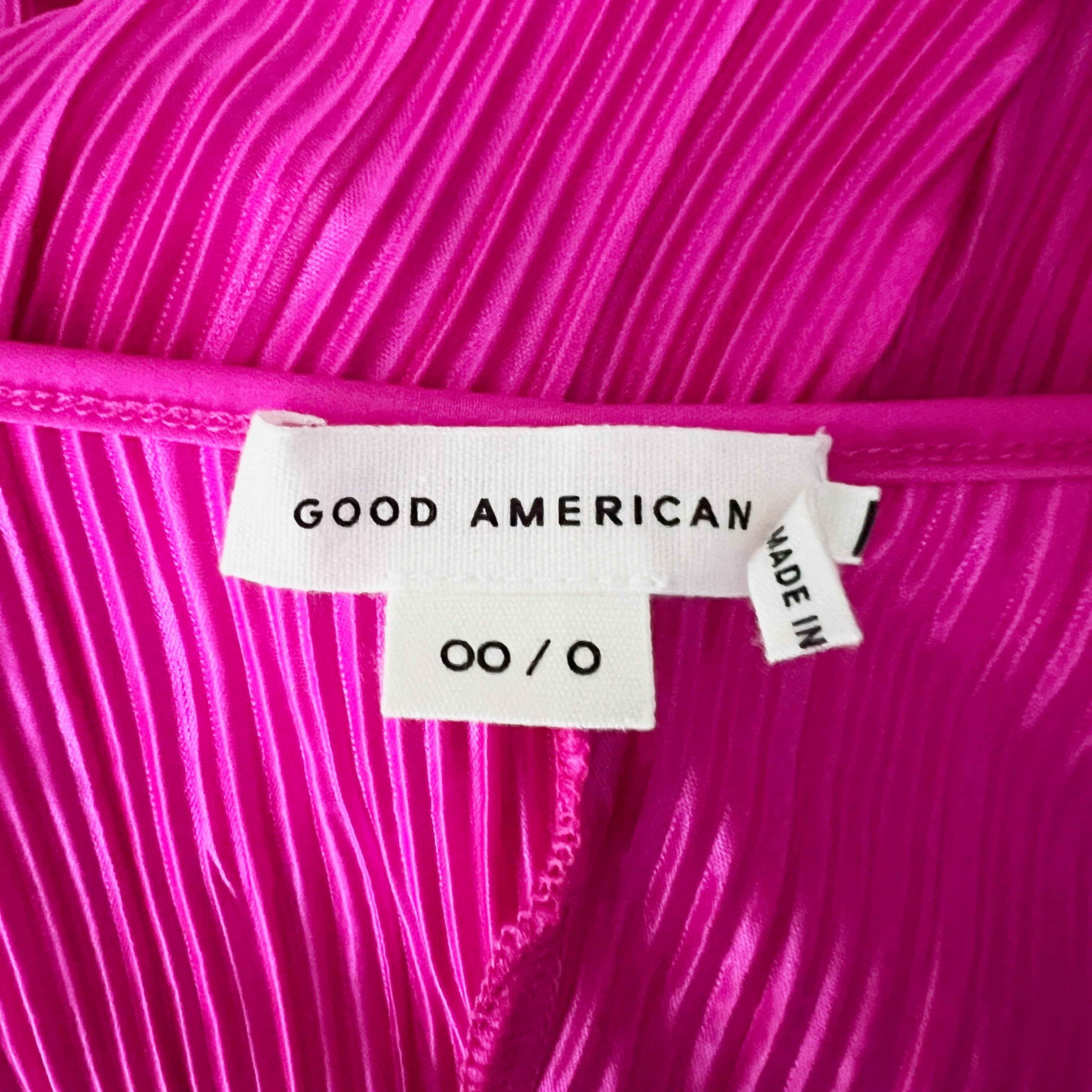 NEW Good American Always Fits Plisse Pleated Cut Out Mini Dress Fuchsia Pink
