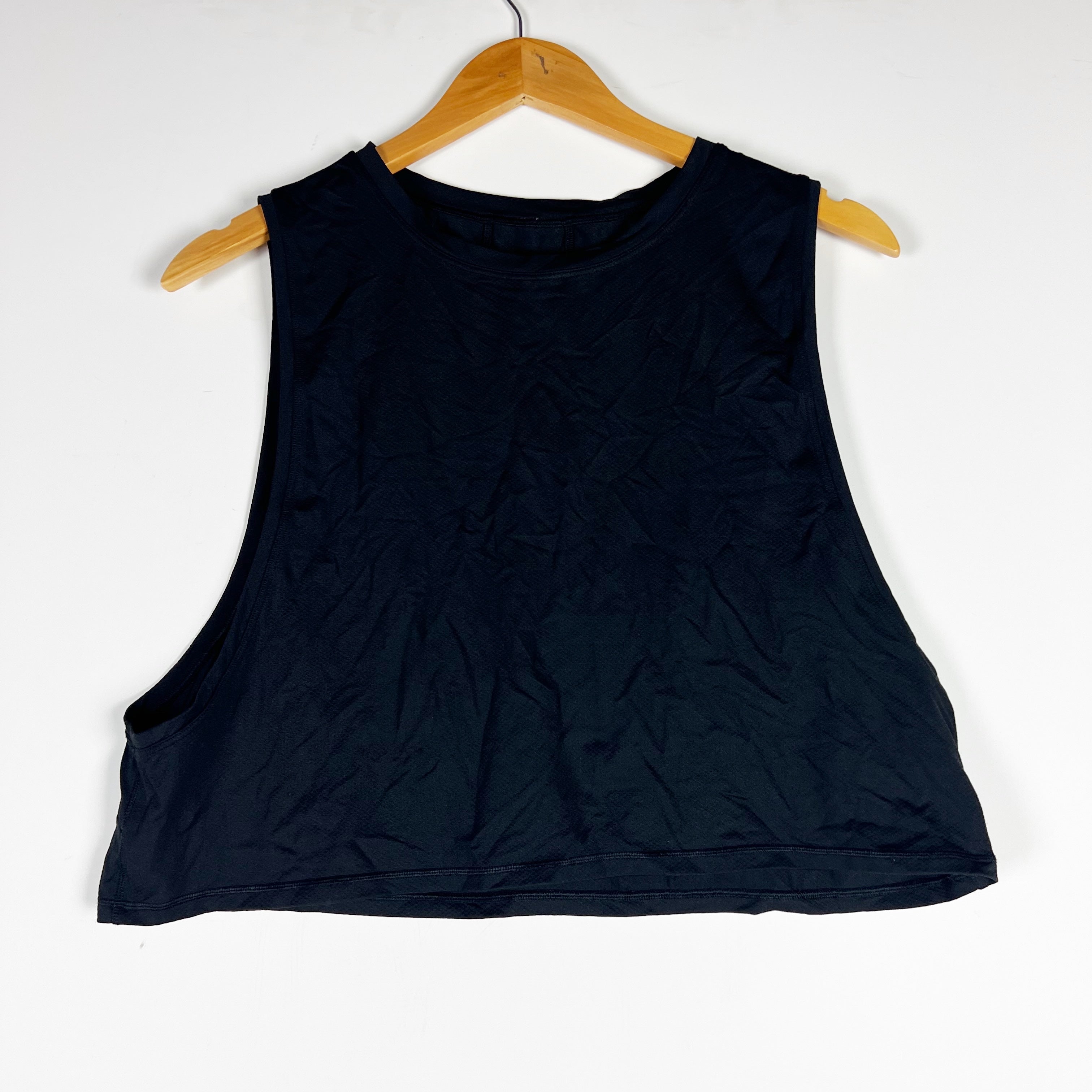 Lululemon Women's Crew Neck Sleeveless Cropped Athletic Work Out Tank Top Black
