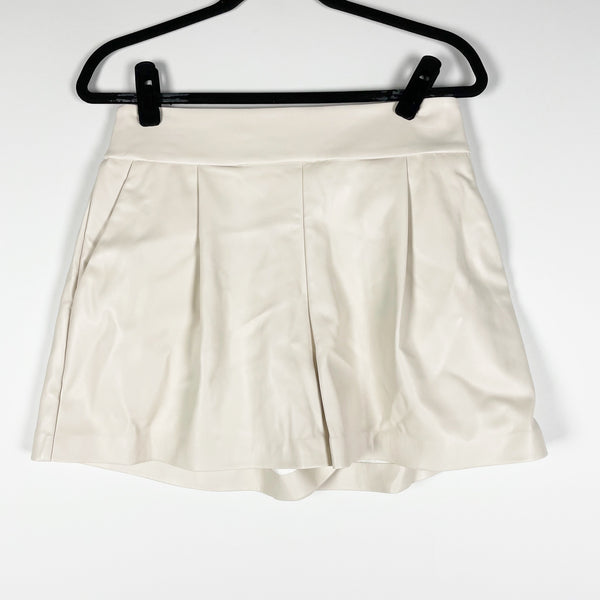 NEW Susana Monaco Faux Vegan Leather Pleated Pull On Mini Shorts Blanched Almond