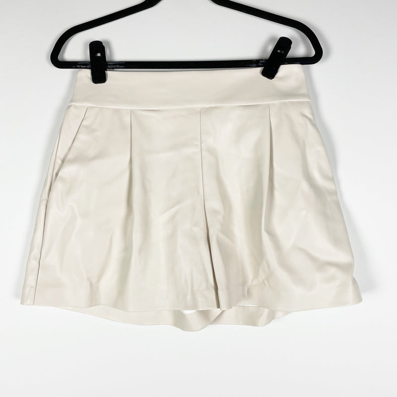 NEW Susana Monaco Faux Vegan Leather Pleated Pull On Mini Shorts Blanched Almond