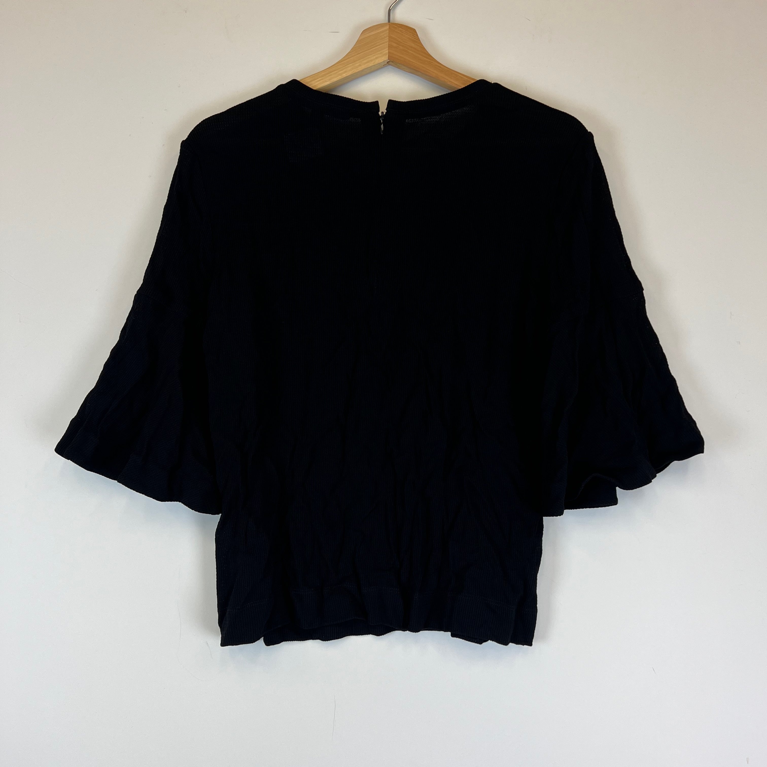 NEW Club Monaco Collection Roama Top Chemise Knit Stretch Ruffle Sleeve Blouse