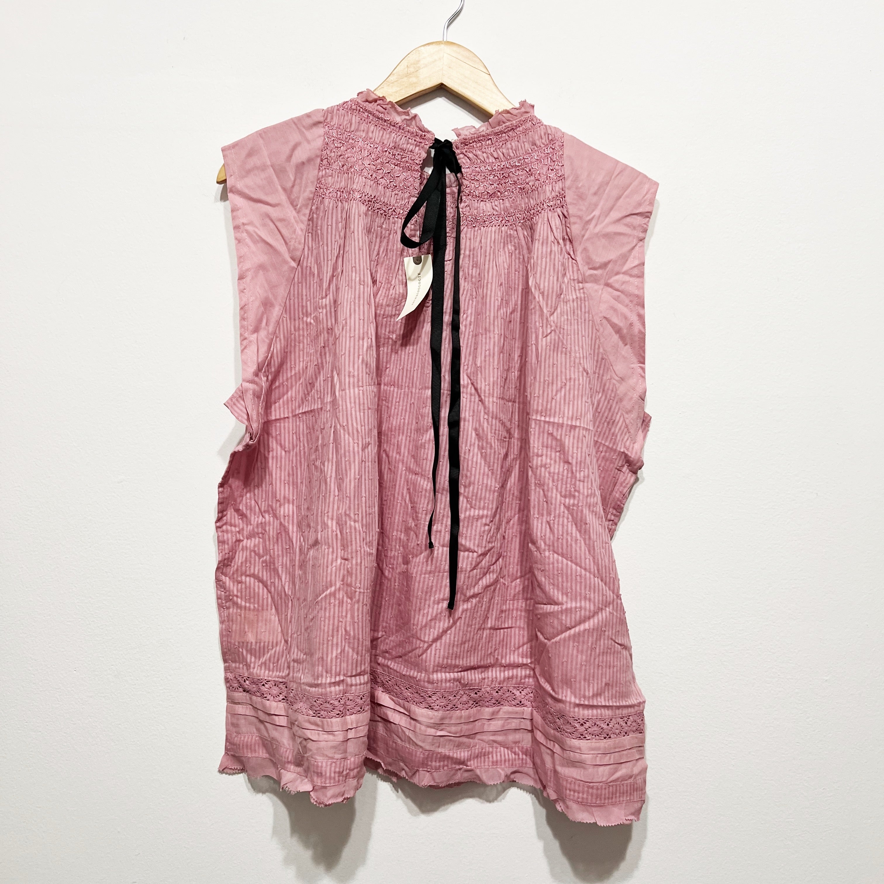 NEW Anthropologie Cotton Smocked Stretch Sleeveless Tie Back Ruffle Lace Blouse