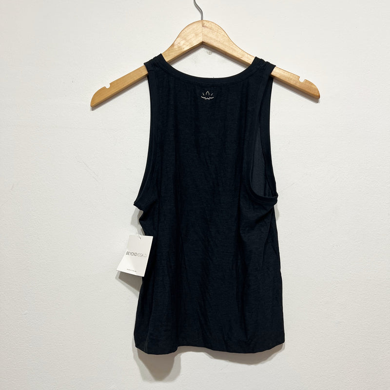 NEW Beyond Yoga Featherweight Rebalance Sleeveless Crew Neck Tank Darkest Night