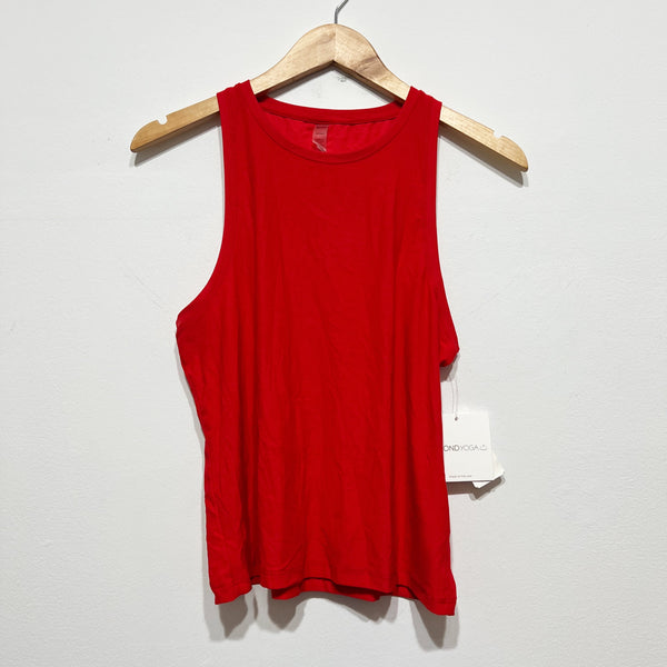 NEW Beyond Yoga Women's Featherweight Rebalance Sleeveless Tank Top Candy Apple