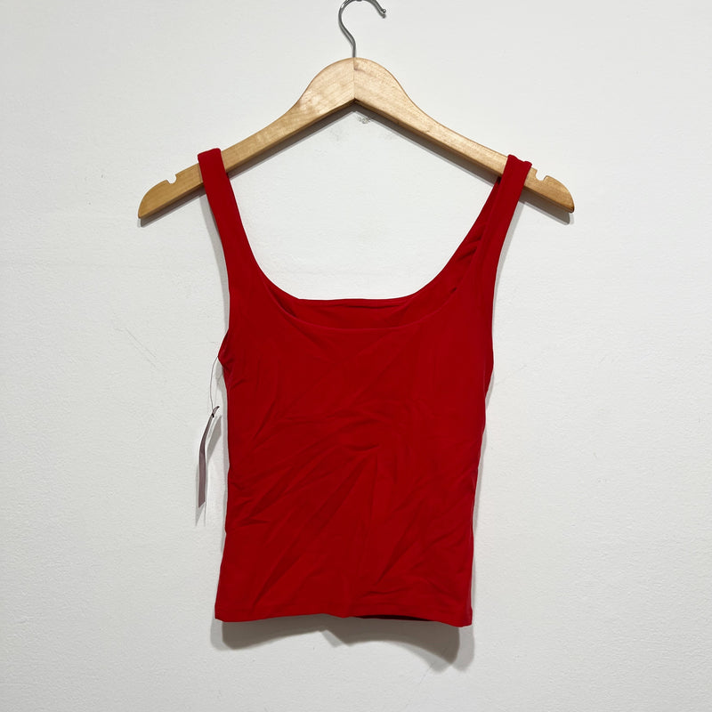 NEW Carbon 38 Wide Scoop Athletic Work Out Built In Sports Bra Tank Solid Red XS