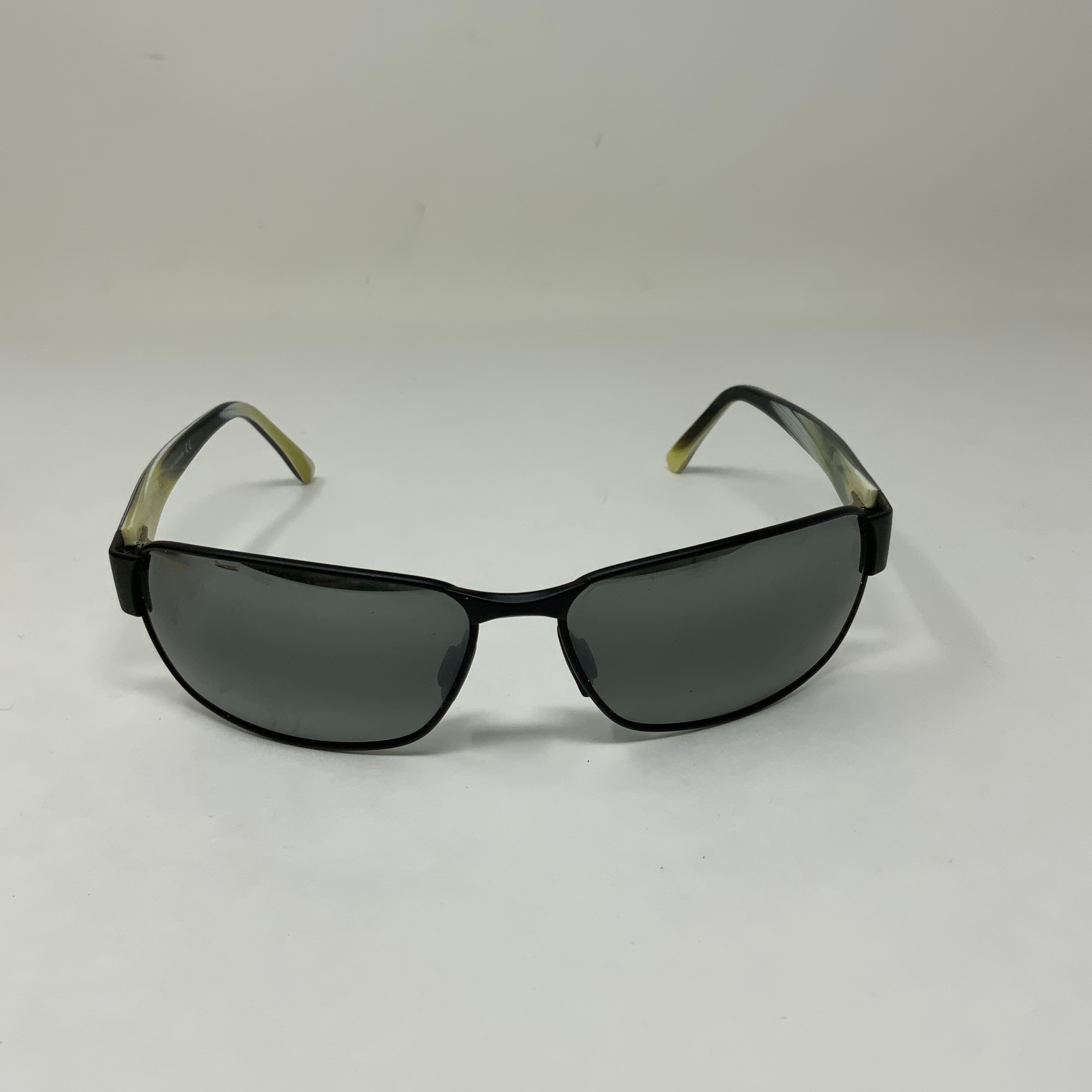 Maui Jim Black Coral Polarized Rectangle Gloss Black Thin Glass Sunglasses