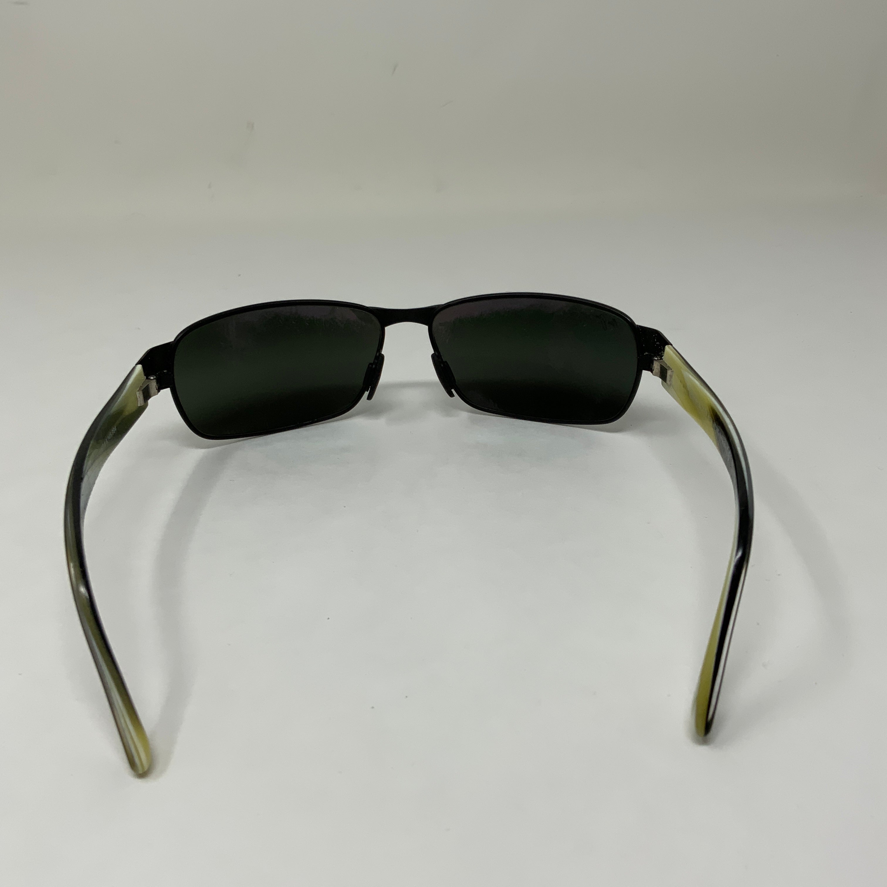 Maui Jim Black Coral Polarized Rectangle Gloss Black Thin Glass Sunglasses
