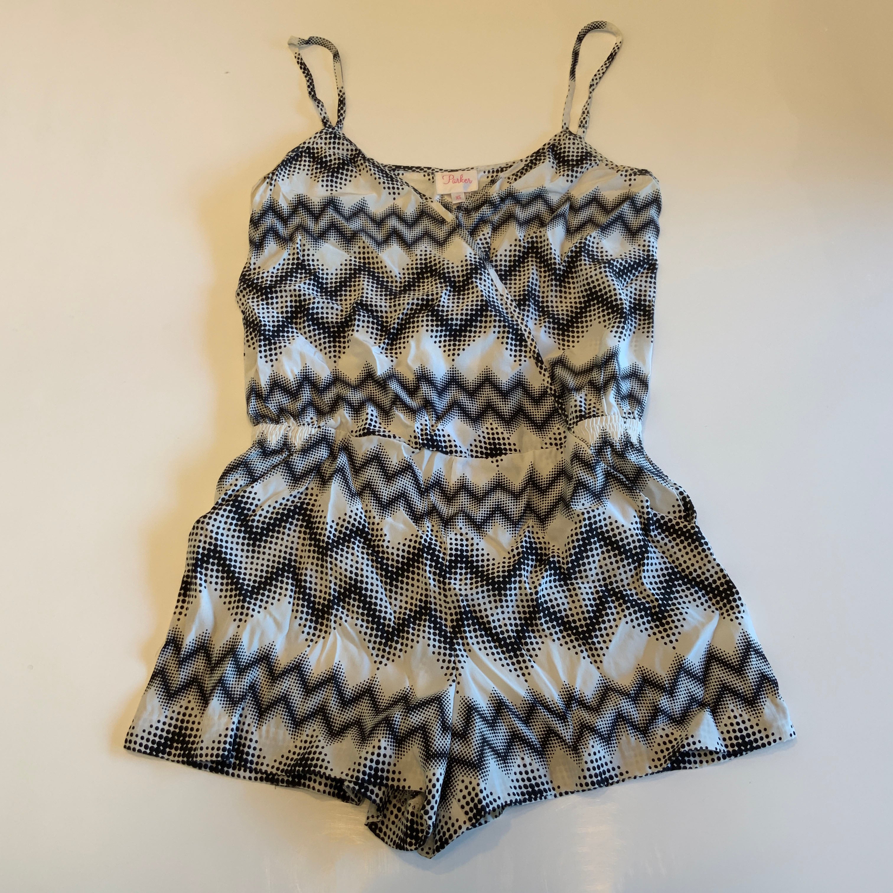 Parker Harrison 100% Silk Chiffon Abstract Chevron Print Pattern Jumper Romper