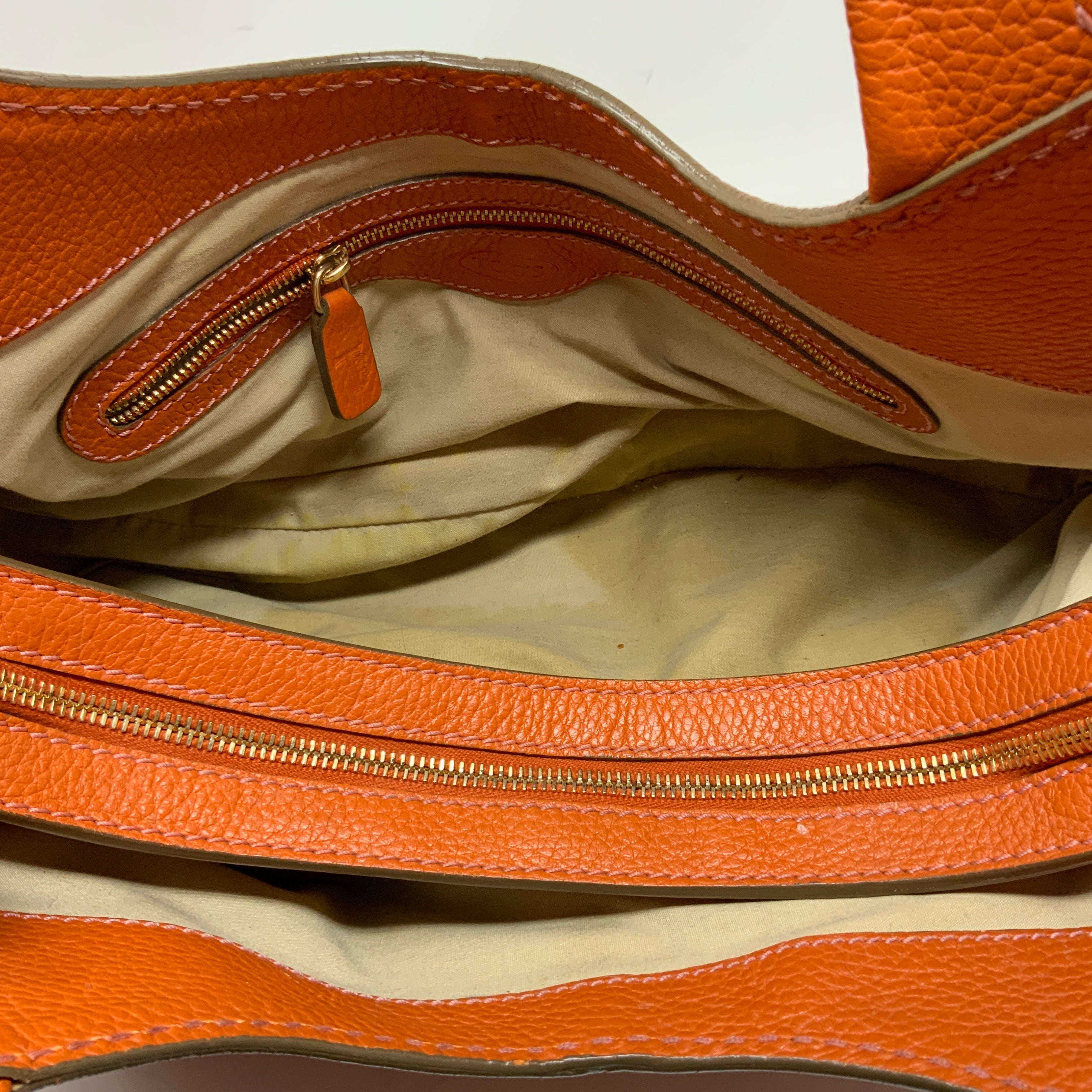 Tod's Solid Orange Pebbled Leather Gold Hardware Shoulder Purse Tote Bag