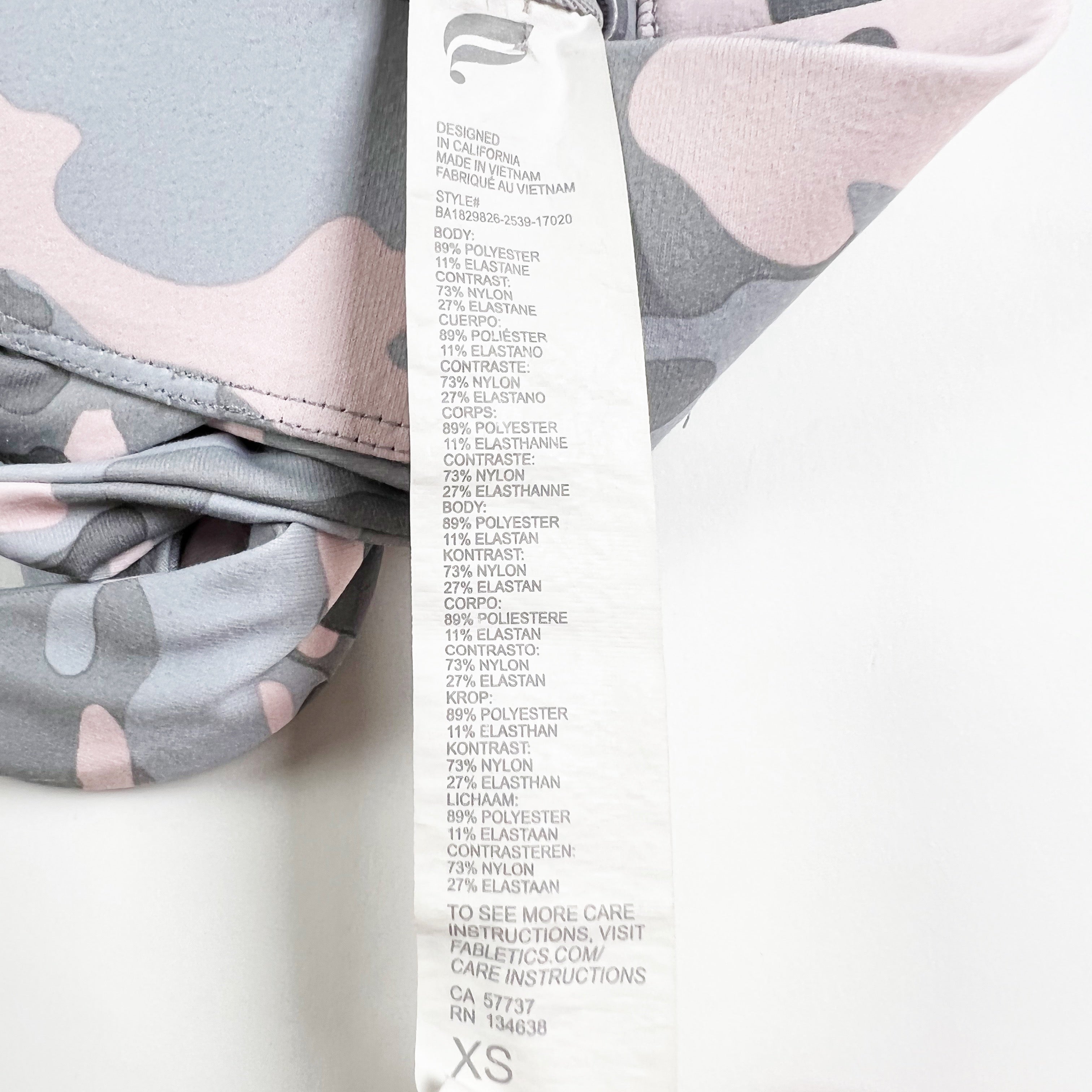 Fabletics Ella No Bounce Crossback Athletic Work Out Sports Bra Haze Grey Camo