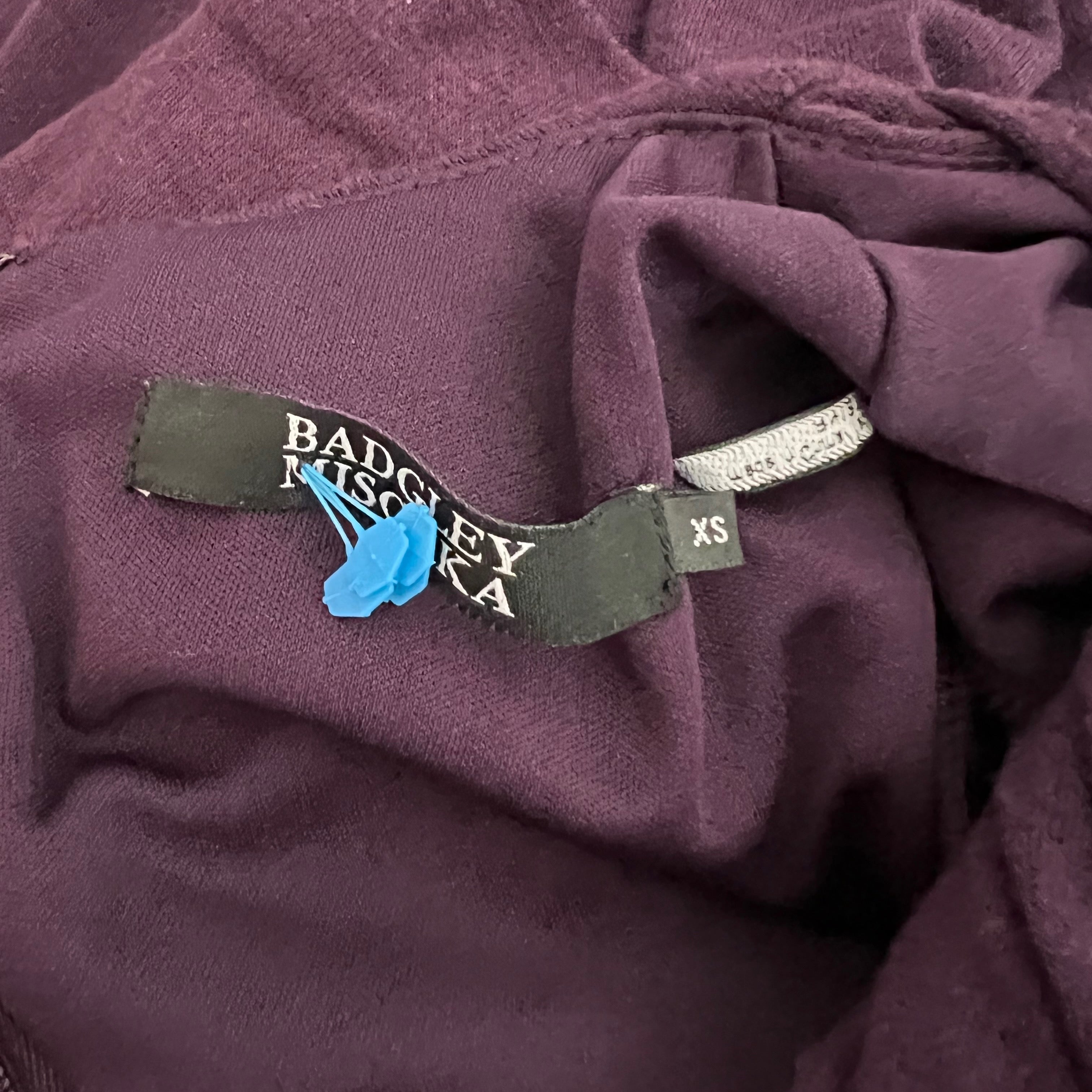 Badgley Mischka Sweater Knit Twist Cut Out Detail Pullover Sheath Dress Purple